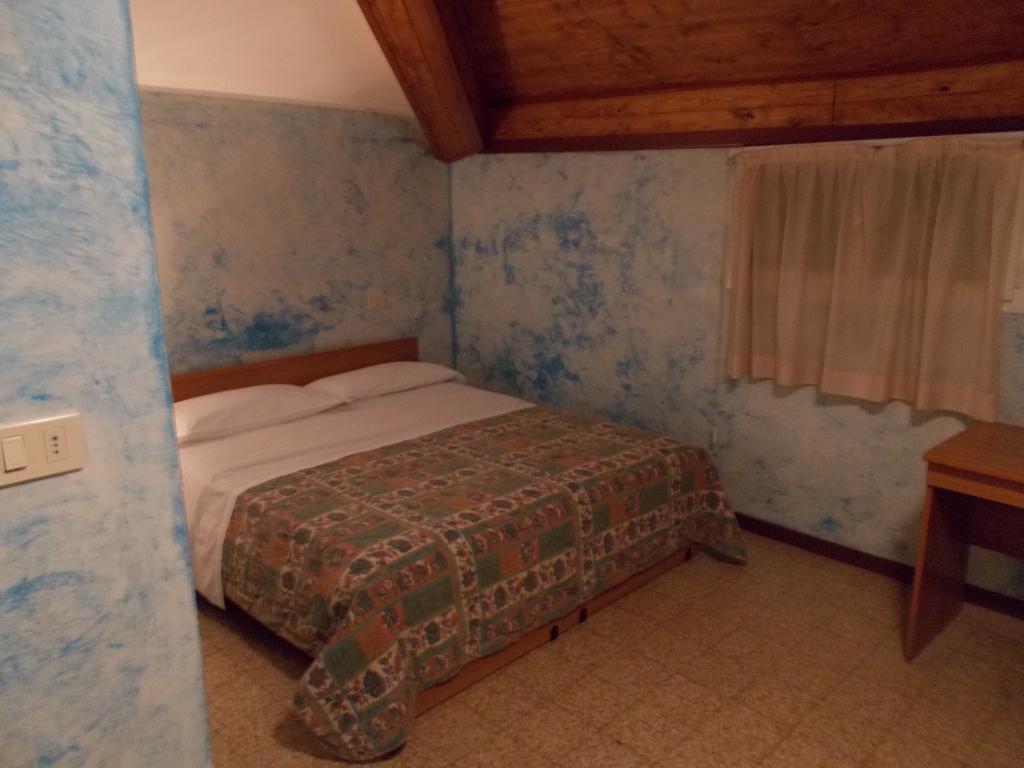 Albergo Stazione Brescia Rum bild
